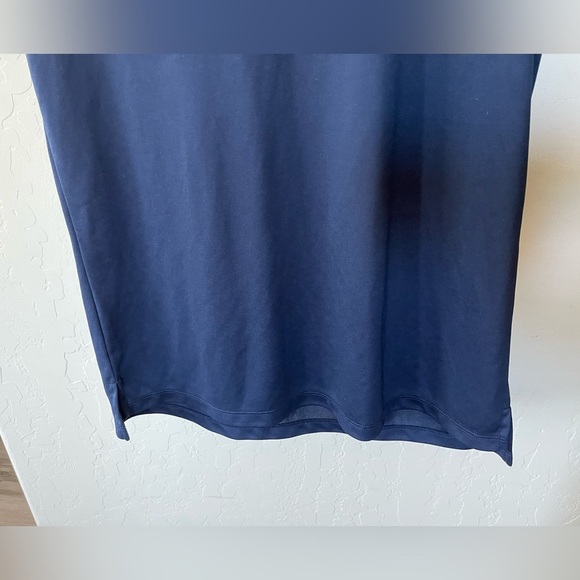 Taylor Stitch| Navy Short Sleeve Blouse, Basic Casual Tee, Form Fitting••• - Picture 3 of 7